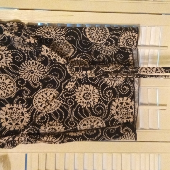 Top - Picture 4 of 4